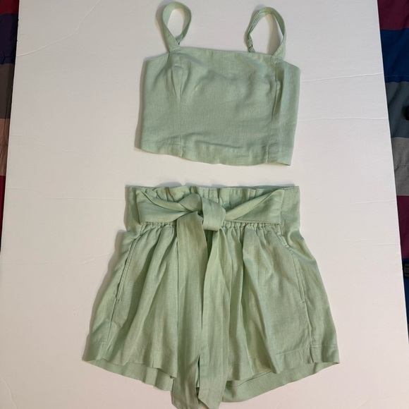Abercrombie & Fitch Light Green high rise short set linen size XS crop bow - Picture 1 of 12